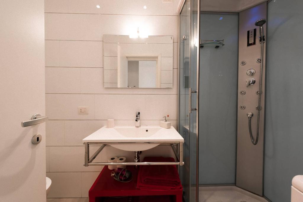 A Due Passi Dal Centro - Bari Policlinico Apartment Phòng bức ảnh