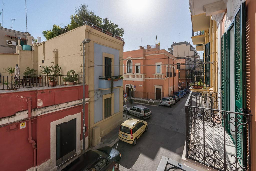 A Due Passi Dal Centro - Bari Policlinico Apartment Ngoại thất bức ảnh